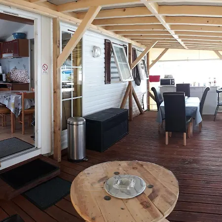 Mobilhome Avec Terrasse Holiday home